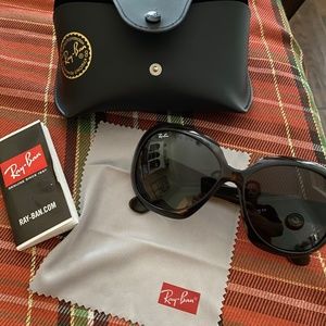RayBan Jackie Ooh II